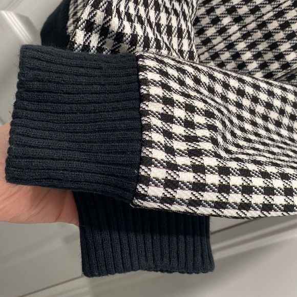 Roxy Limited Edition Fur Lined Hooded Snow Jacket - Picture 4 of 16